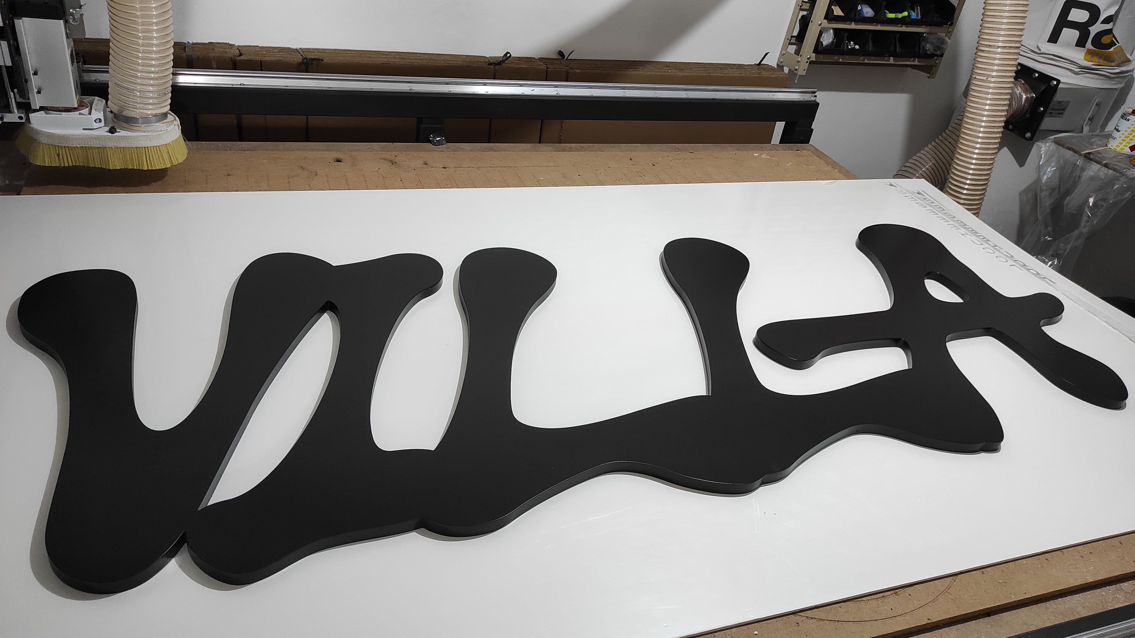 Logo Alto Relevo Pvc 20mm 200 Cm Para Fachada Logo Alto Relevo 20 Mm