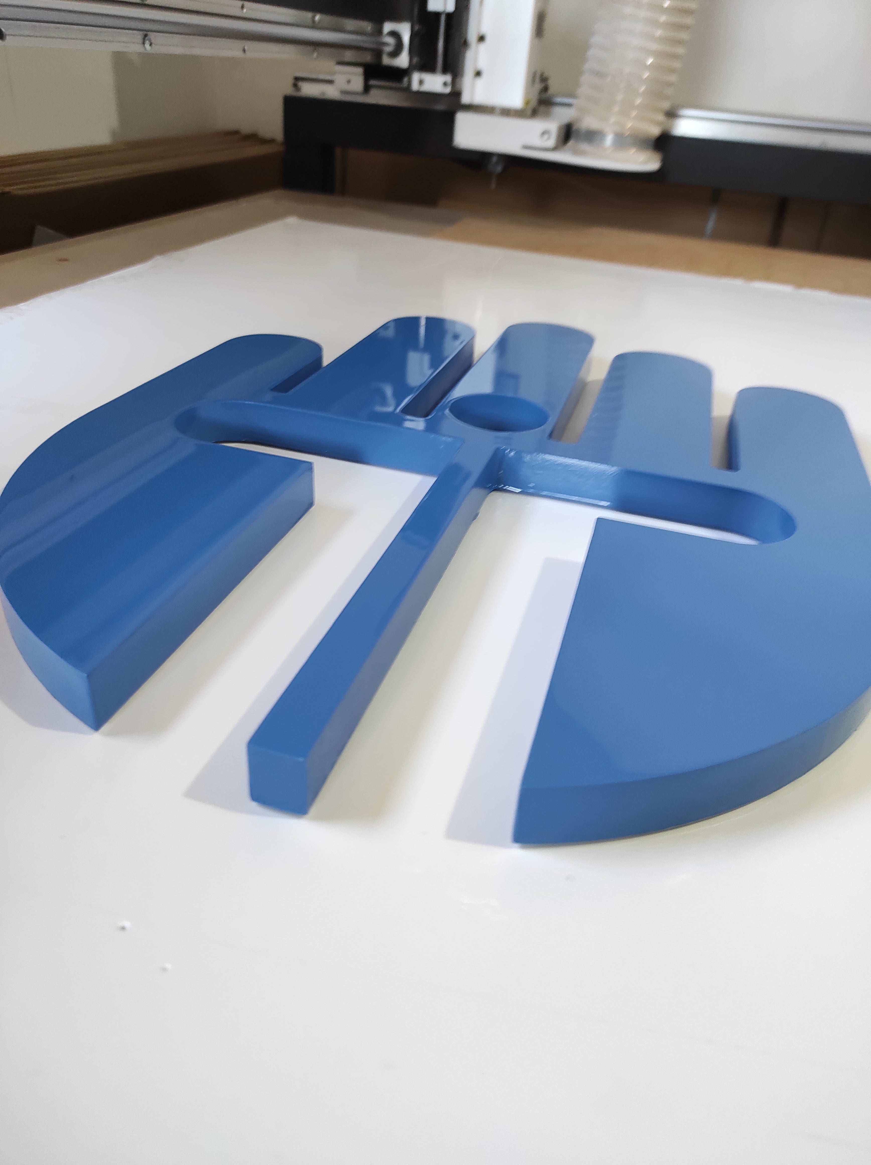 Logo Em Alto Relevo Pvc 20mm Letreiro Fachada 70cm Sua Logo Em Alto Relevo