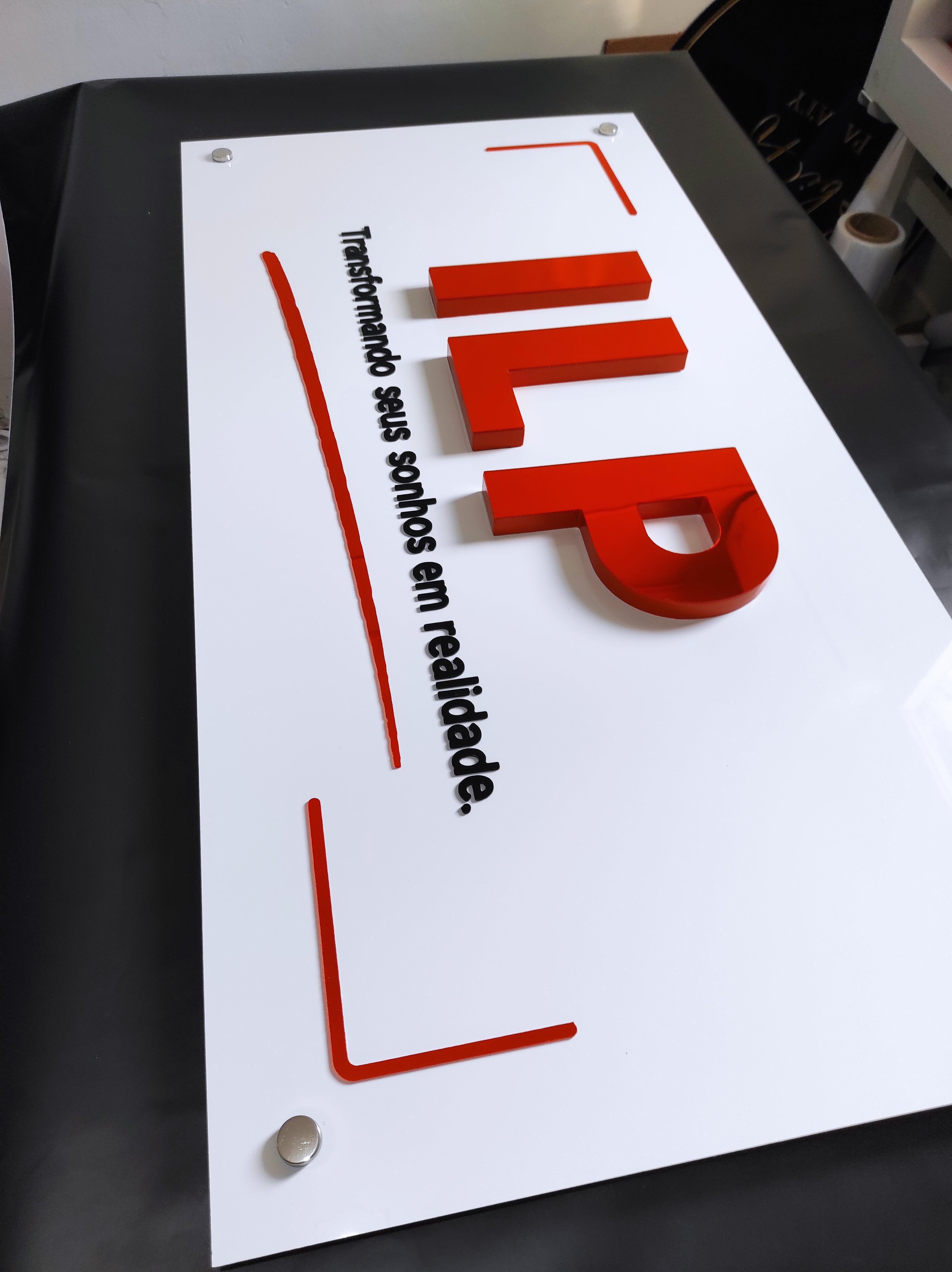 Placa Painel De Acrílico Logo Personalizada 100x50 Acrílico Personalizado 100x50