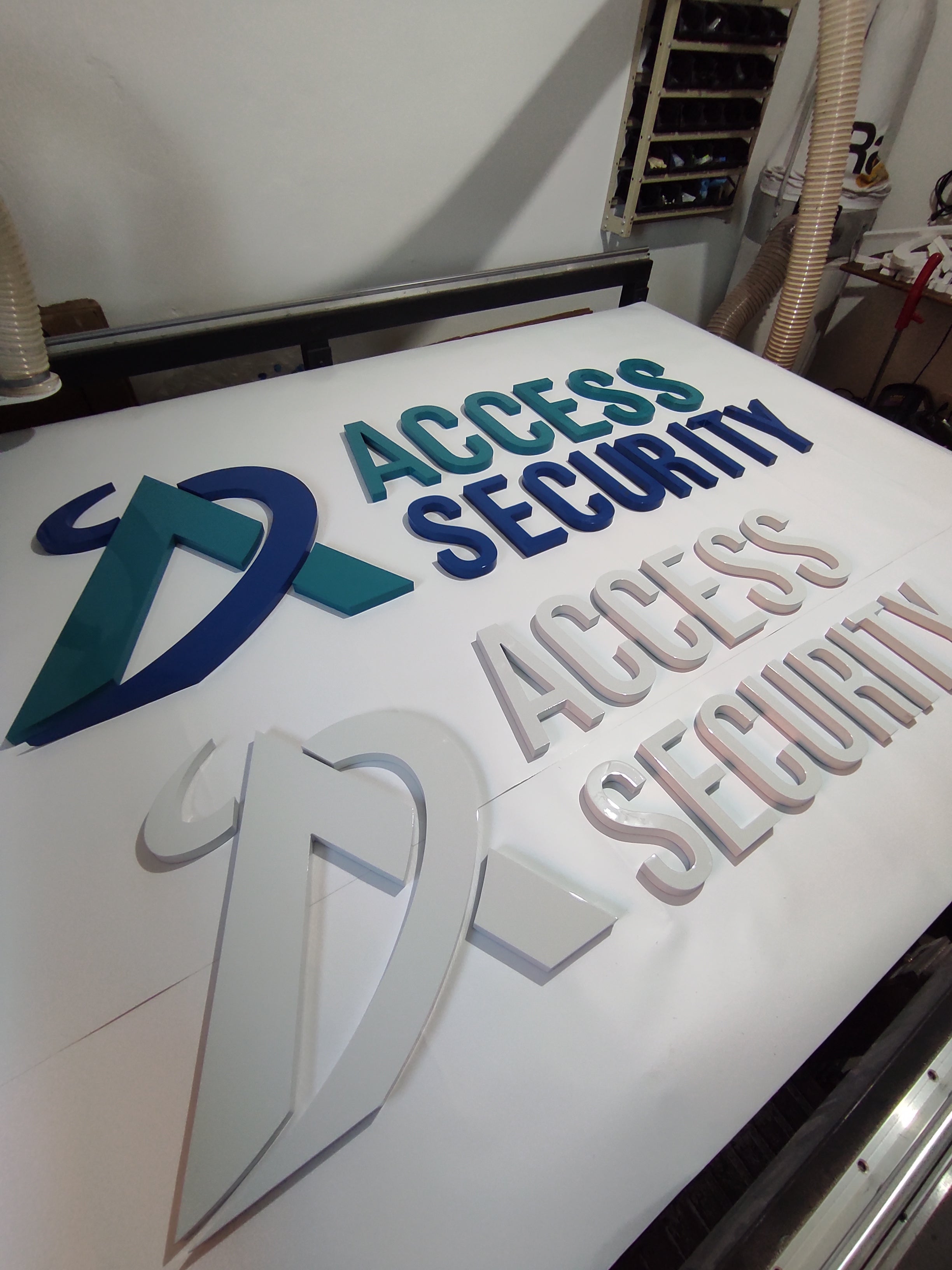 Logo Em Alto Relevo Pvc 20mm Letreiro Fachada 1,20m